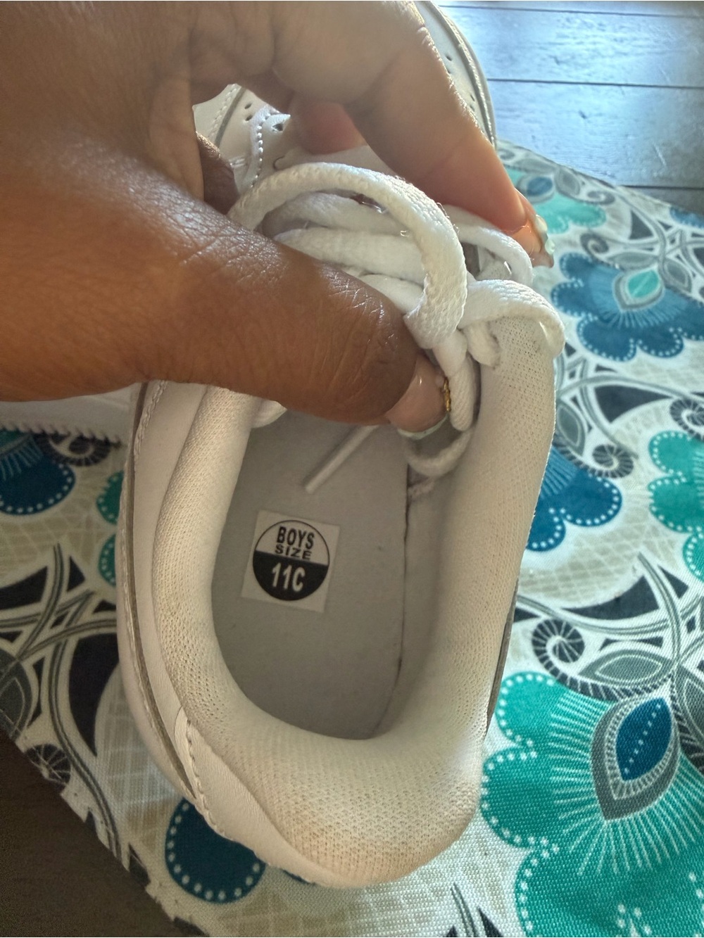 Nike Kids White Sneakers - Picture 3 of 5